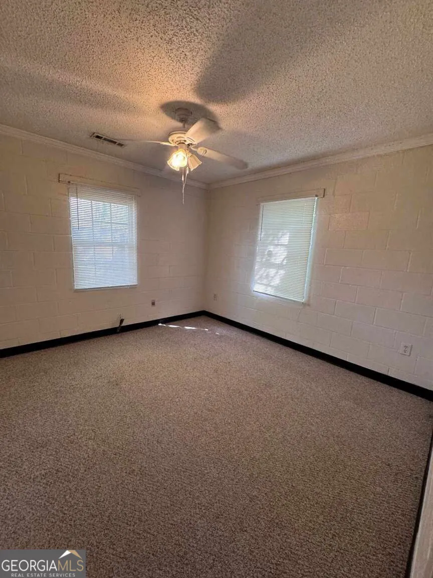 7 Richard Allen DR Newnan, GA 30263