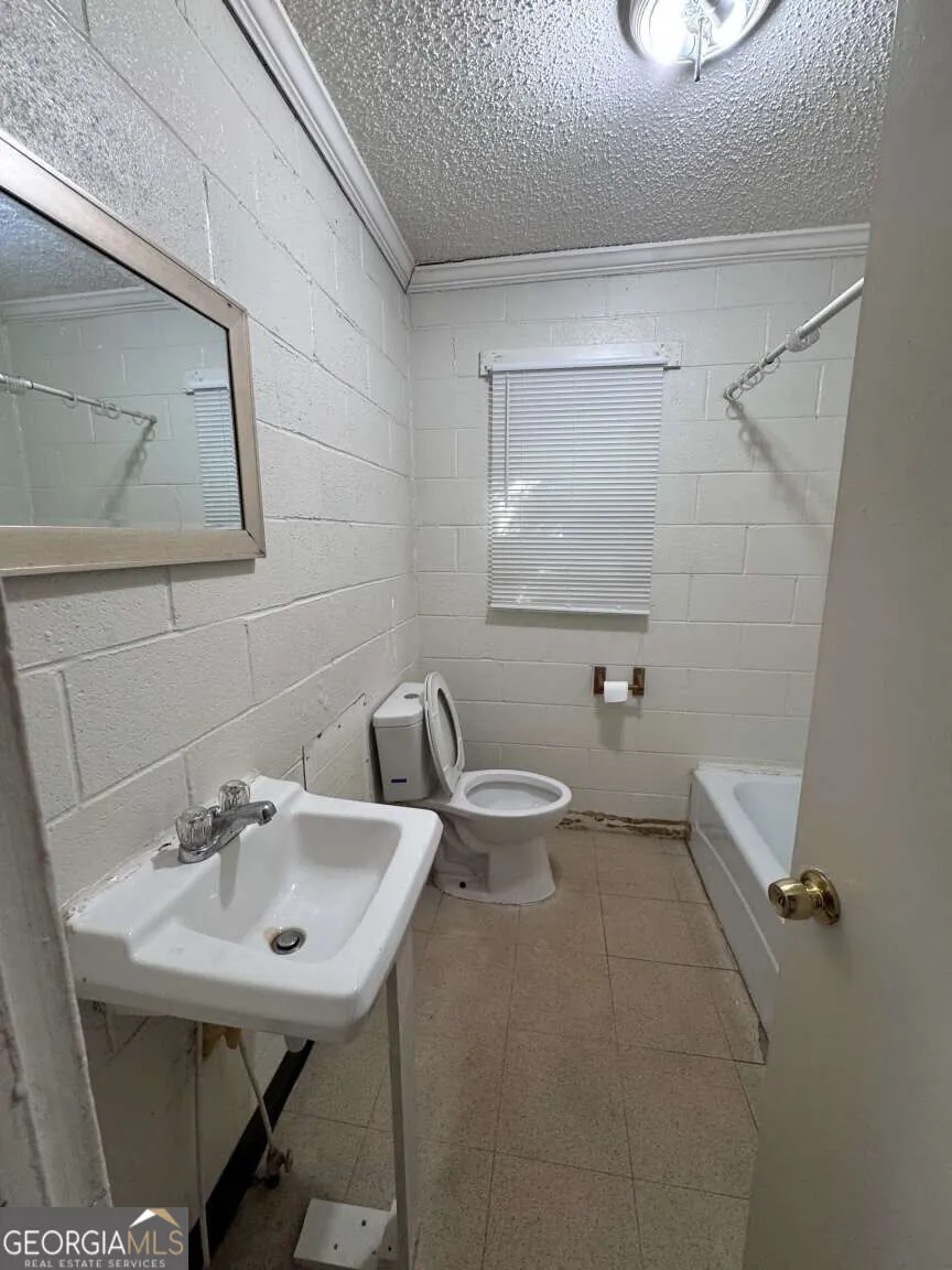 7 Richard Allen DR Newnan, GA 30263