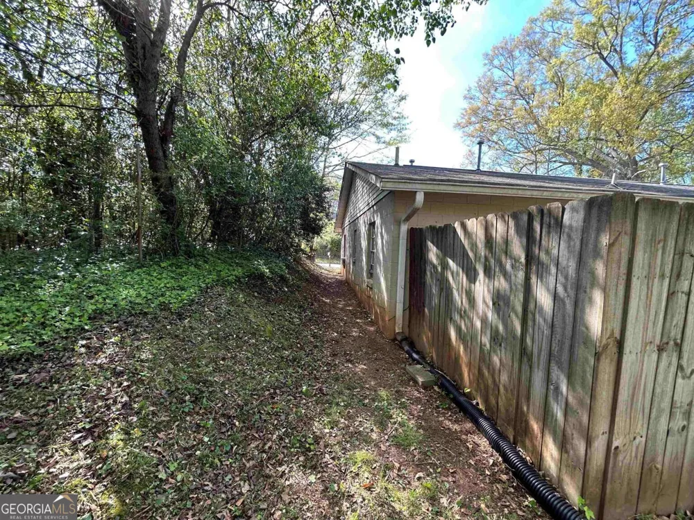 7 Richard Allen DR Newnan, GA 30263