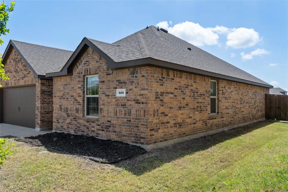 603 Gunsmoke Trail Princeton, TX 75407