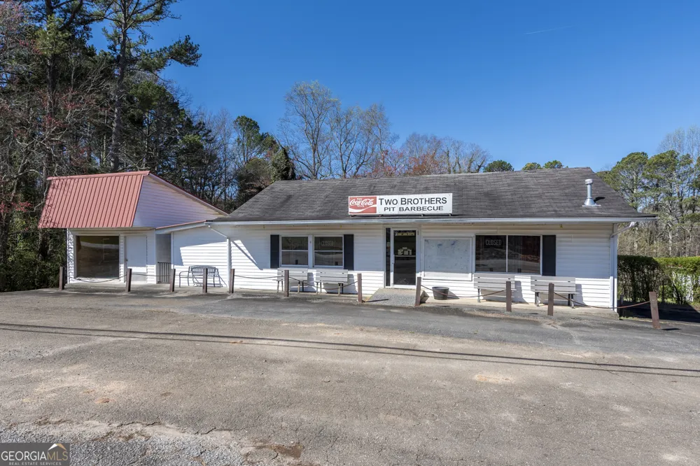 1695 Old Canton RD Ball Ground, GA 30107