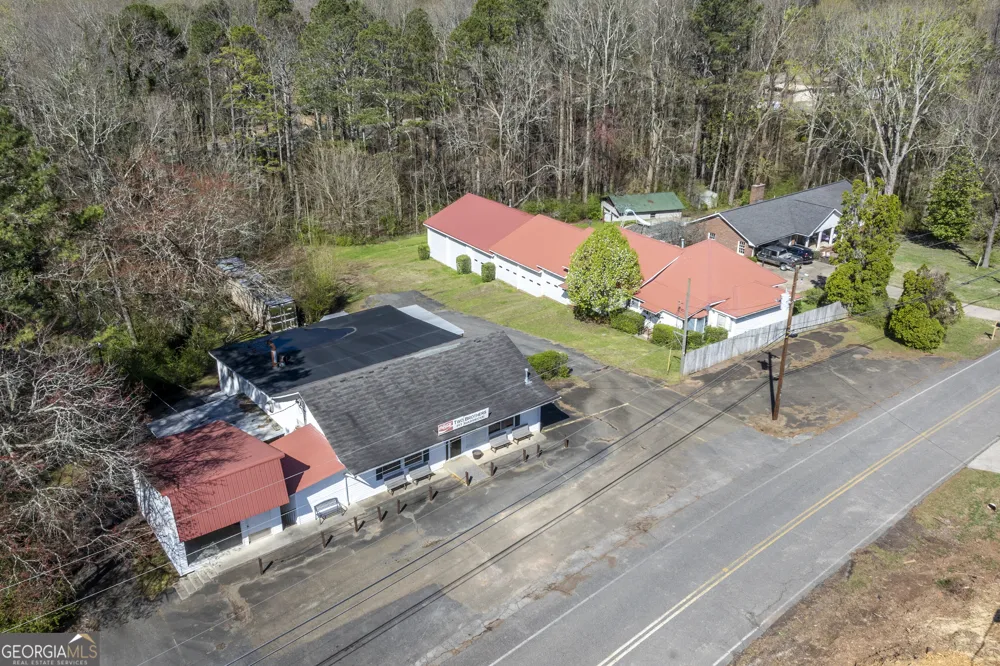 1695 Old Canton RD Ball Ground, GA 30107