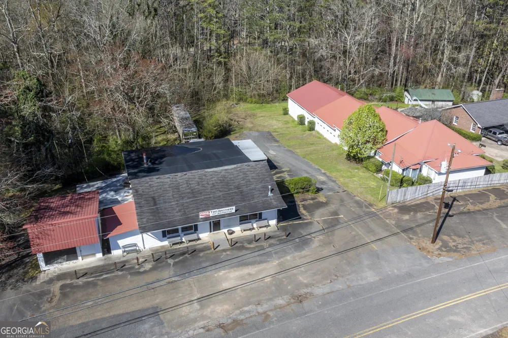 1695 Old Canton RD Ball Ground, GA 30107