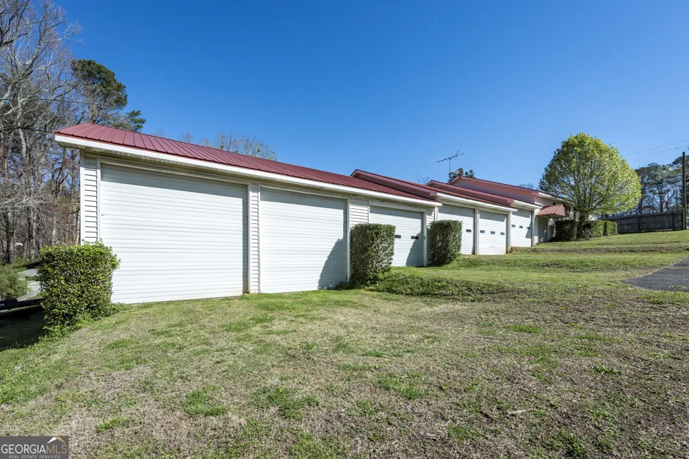 1695 Old Canton RD Ball Ground, GA 30107