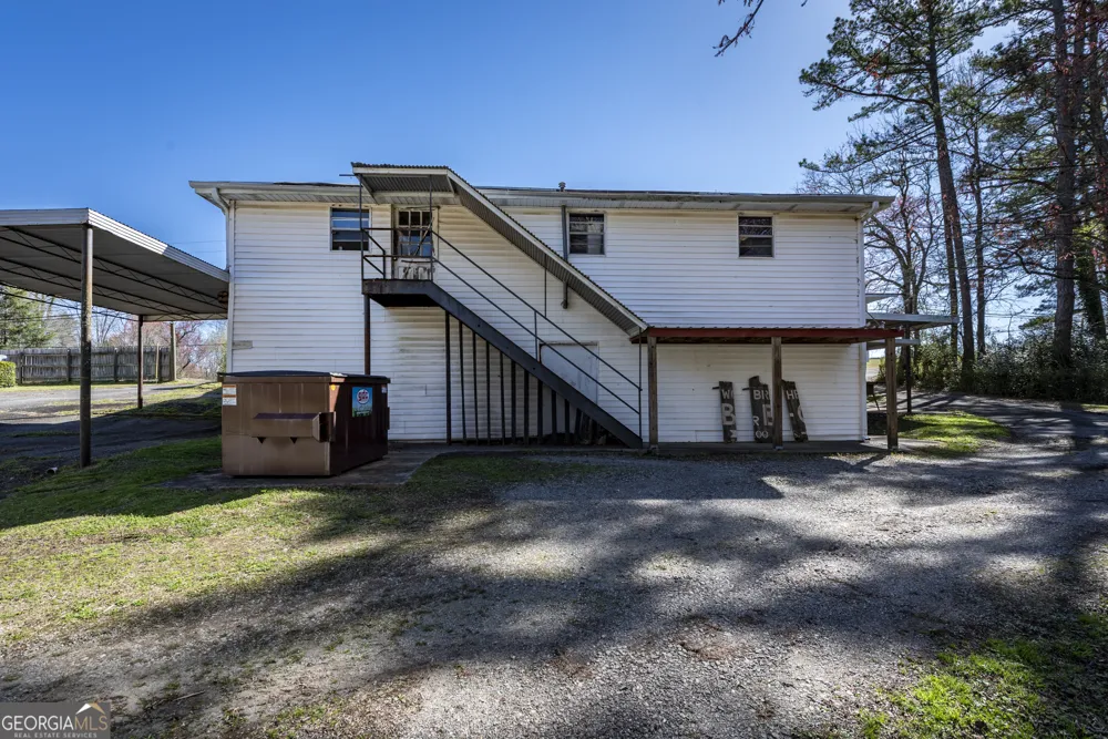 1695 Old Canton RD Ball Ground, GA 30107