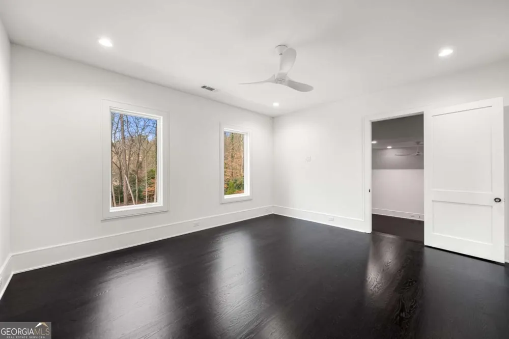 5211 Powers Ferry RD Sandy Springs, GA 30327