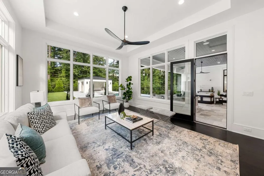 5211 Powers Ferry RD Sandy Springs, GA 30327