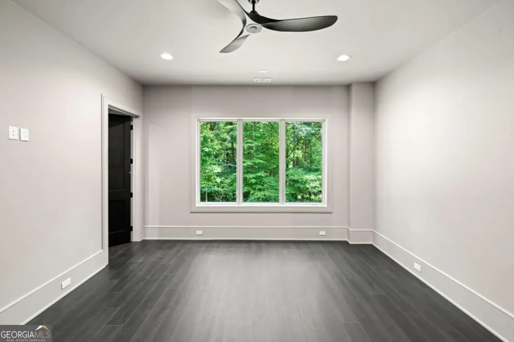 5211 Powers Ferry RD Sandy Springs, GA 30327