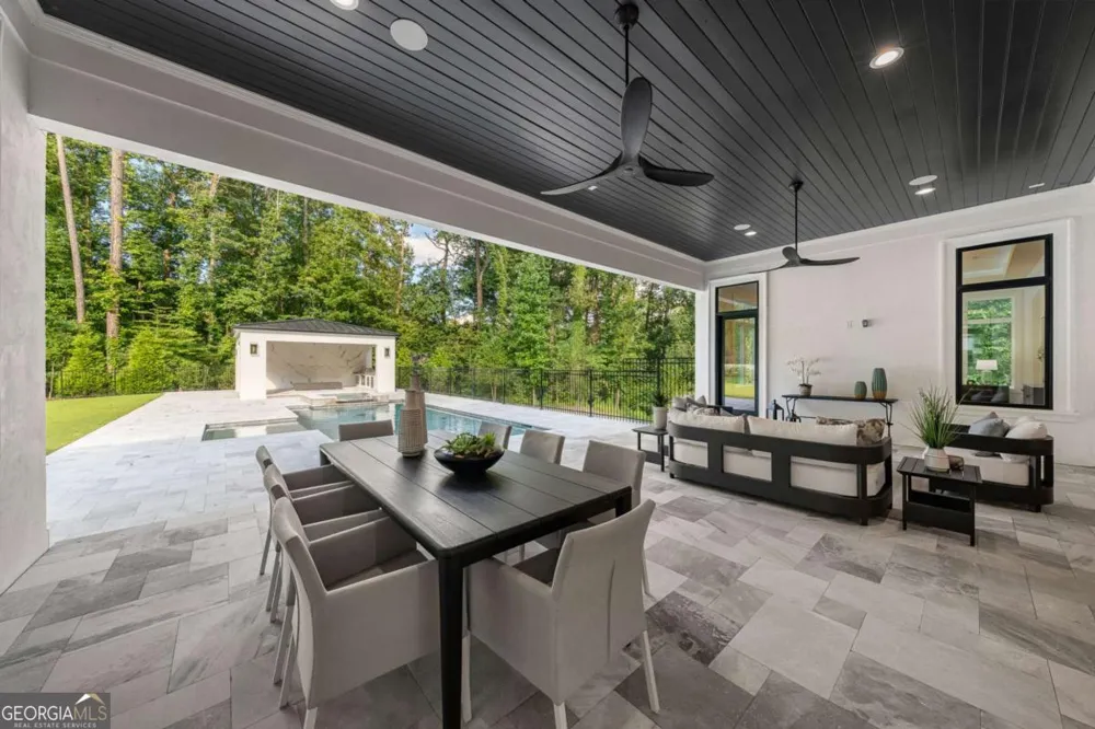 5211 Powers Ferry RD Sandy Springs, GA 30327