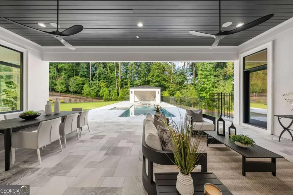 5211 Powers Ferry RD Sandy Springs, GA 30327