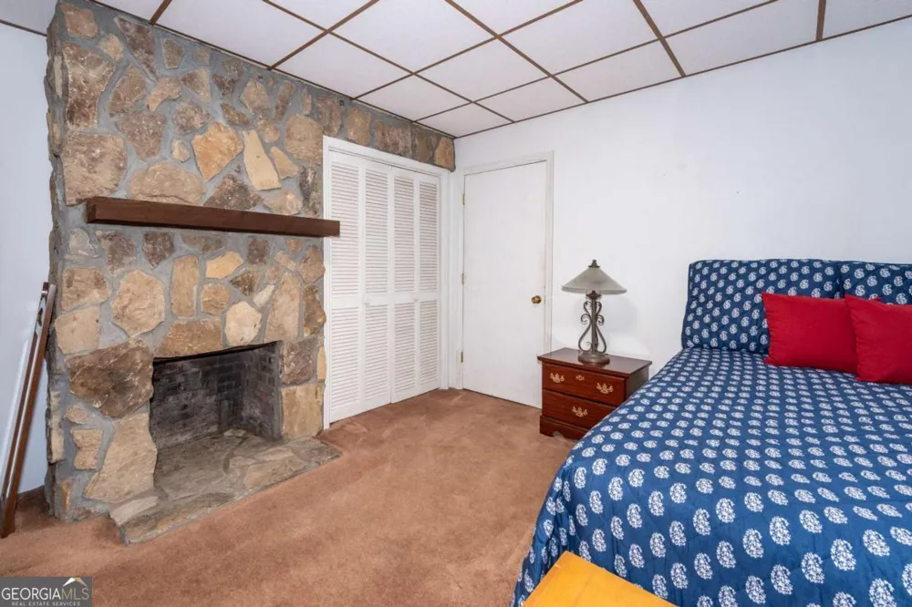 1695 Old Canton RD Ball Ground, GA 30107