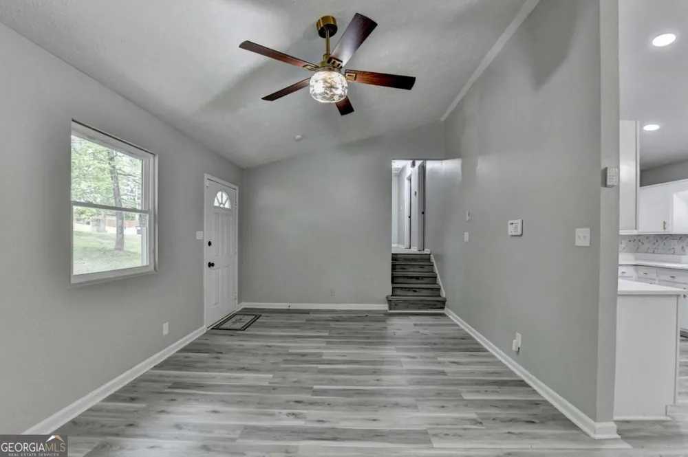 1018 Wayne DR Snellville, GA 30078