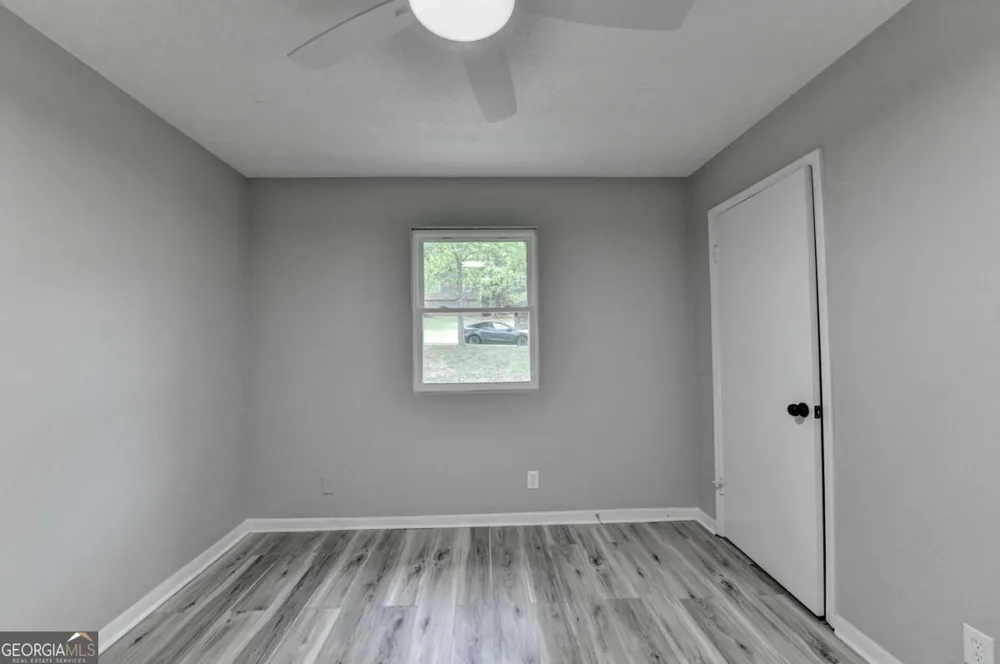 1018 Wayne DR Snellville, GA 30078