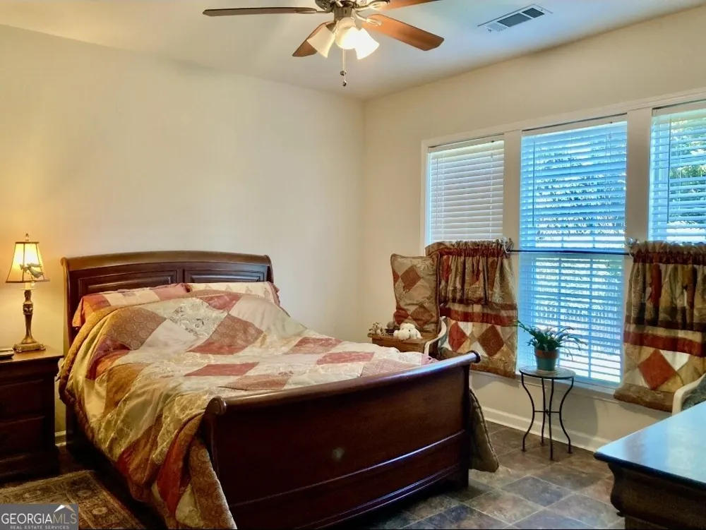 129 Plumleaf CT Griffin, GA 30223