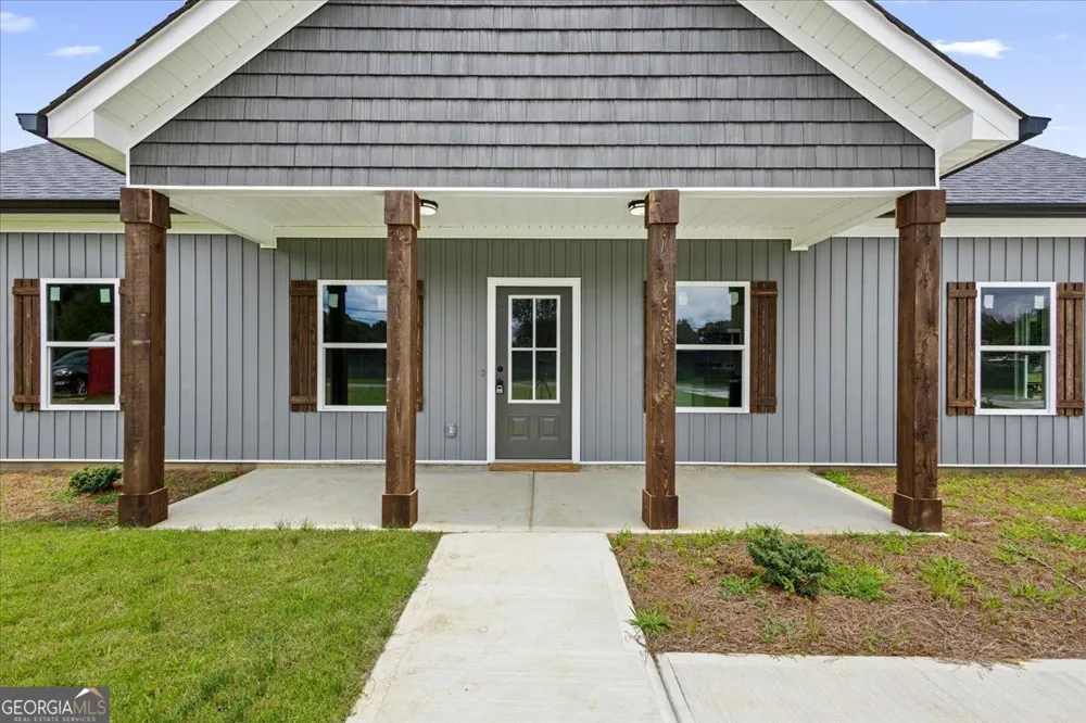 524 Branch ST Cedartown, GA 30125