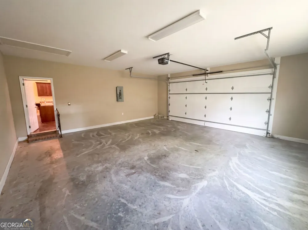 109 Corene AVE Glennville, GA 30427