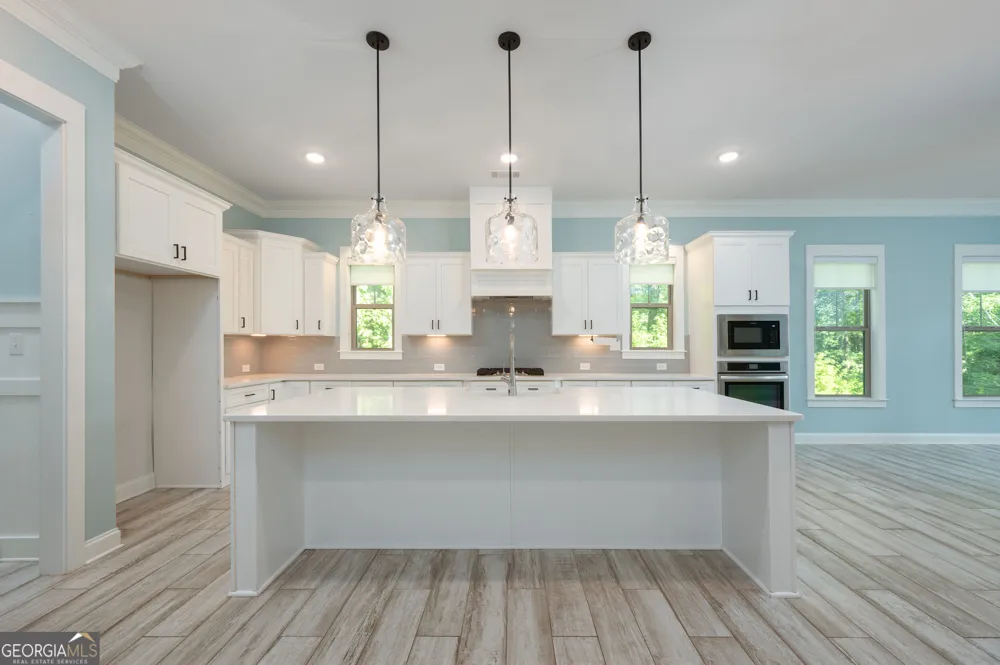 2403 Piedmont Lake RD Pine Mountain, GA 31822