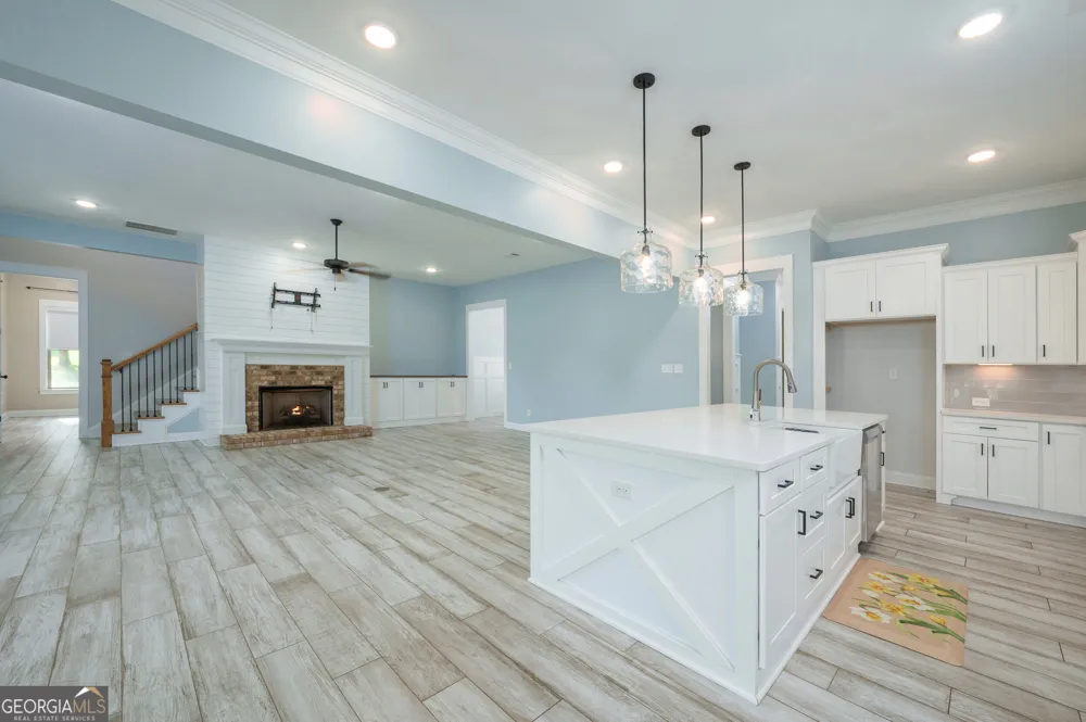 2403 Piedmont Lake RD Pine Mountain, GA 31822