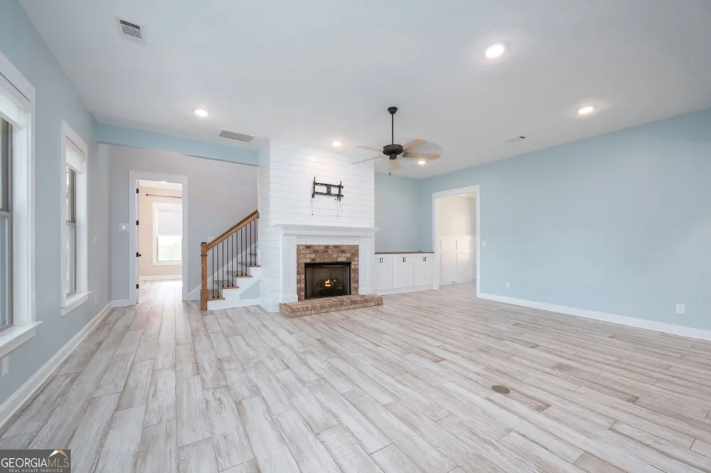 2403 Piedmont Lake RD Pine Mountain, GA 31822