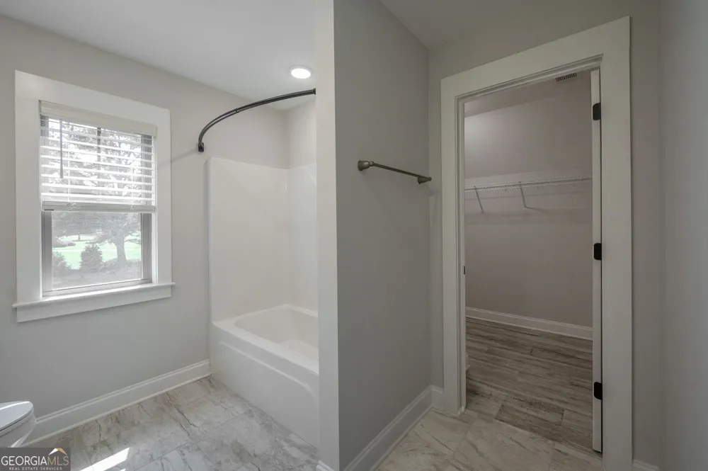 2403 Piedmont Lake RD Pine Mountain, GA 31822