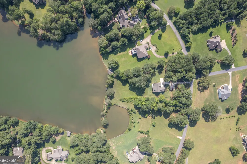 2403 Piedmont Lake RD Pine Mountain, GA 31822