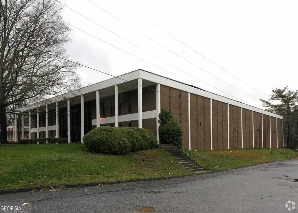 2288 Fairburn RD SW Atlanta, GA 30331