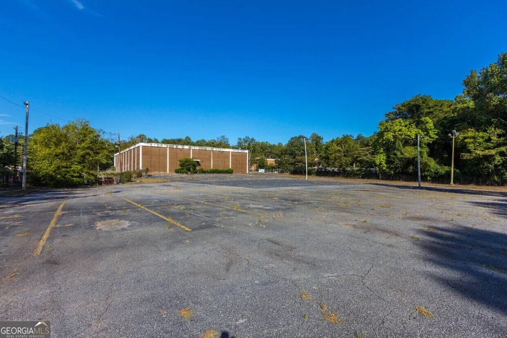 2288 Fairburn RD SW Atlanta, GA 30331