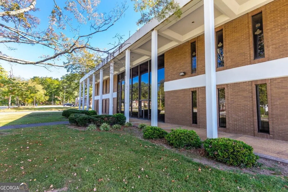 2288 Fairburn RD SW Atlanta, GA 30331