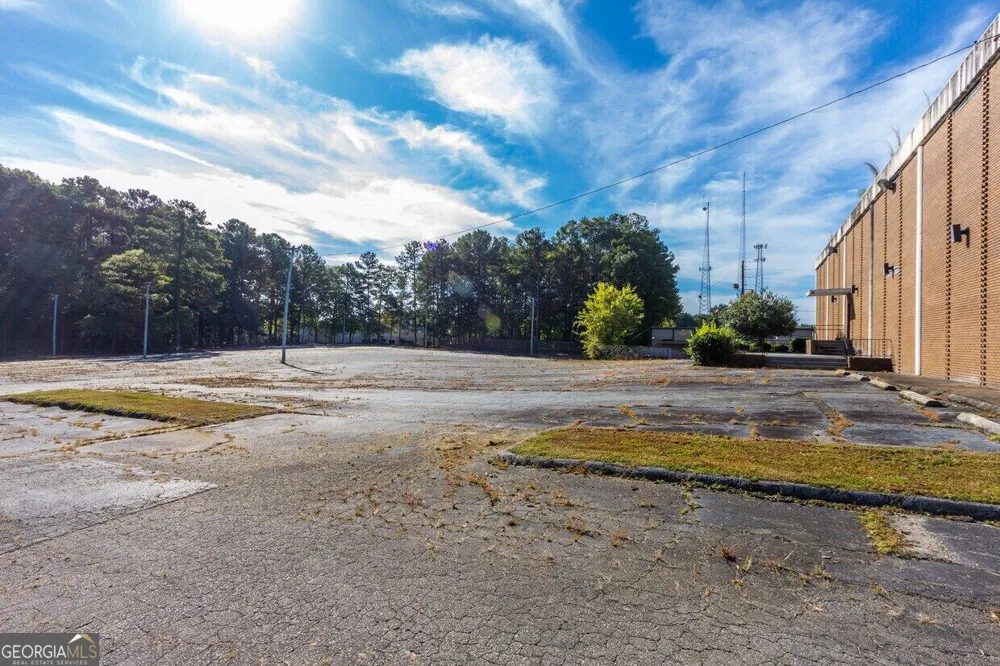 2288 Fairburn RD SW Atlanta, GA 30331