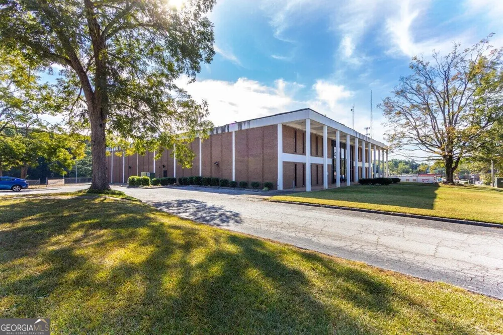 2288 Fairburn RD SW Atlanta, GA 30331