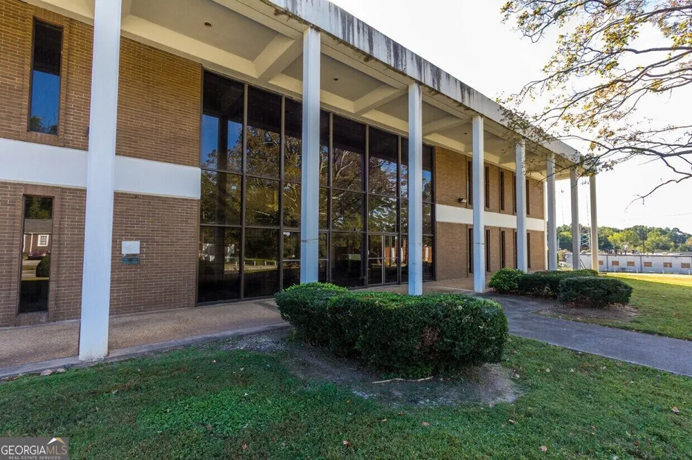 2288 Fairburn RD SW Atlanta, GA 30331