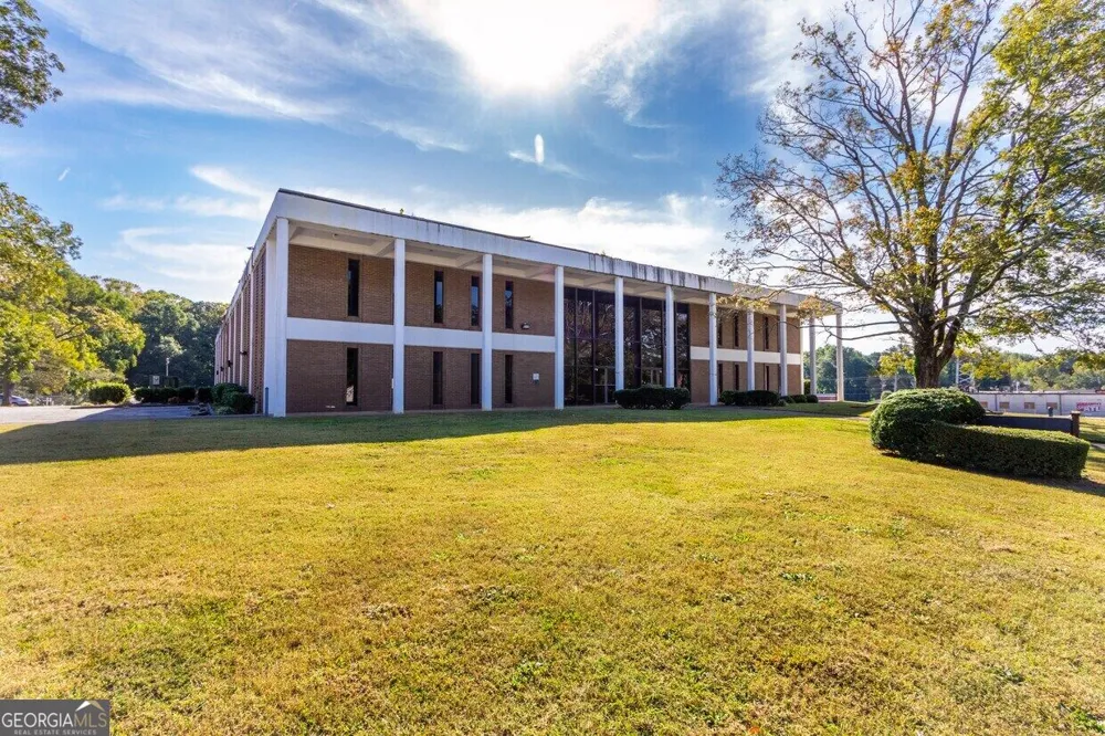 2288 Fairburn RD SW Atlanta, GA 30331