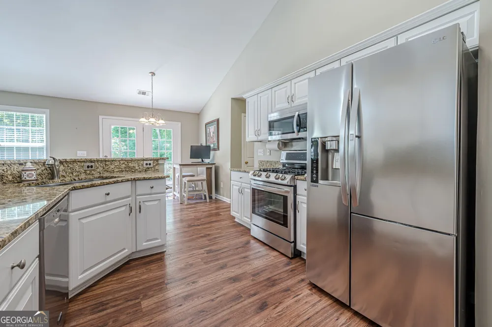 7730 Timberline Overlook Cumming, GA 30041