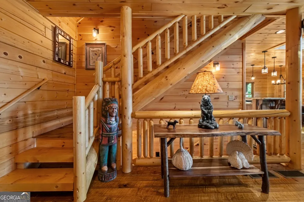 460 Wikle DR Ellijay, GA 30540