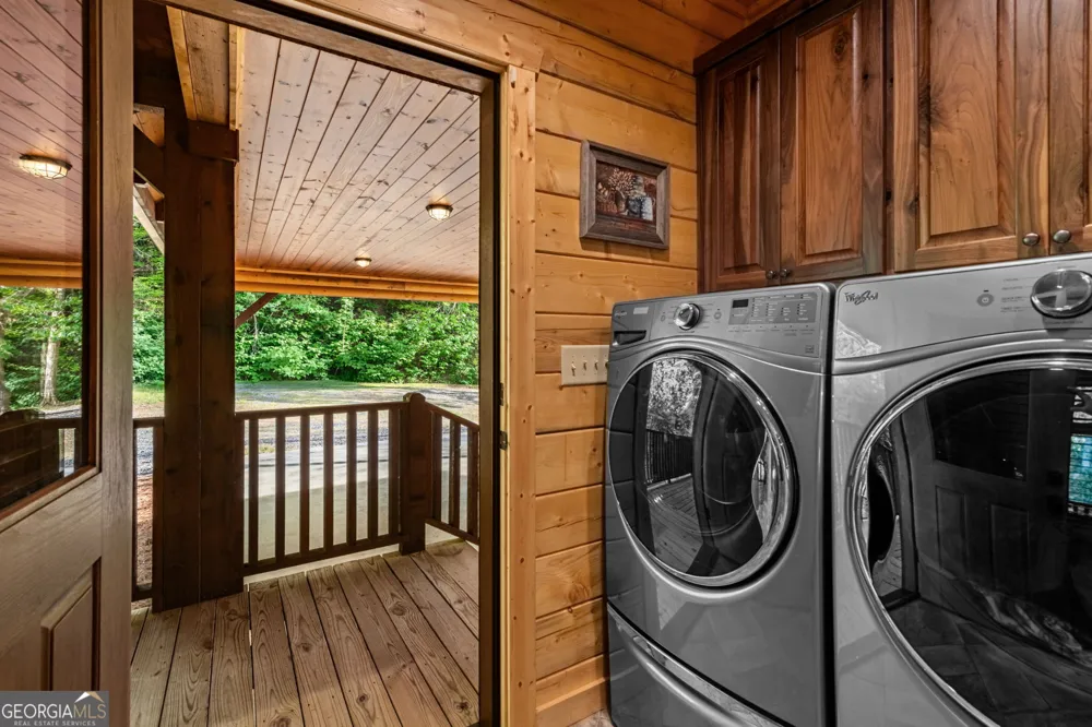 460 Wikle DR Ellijay, GA 30540