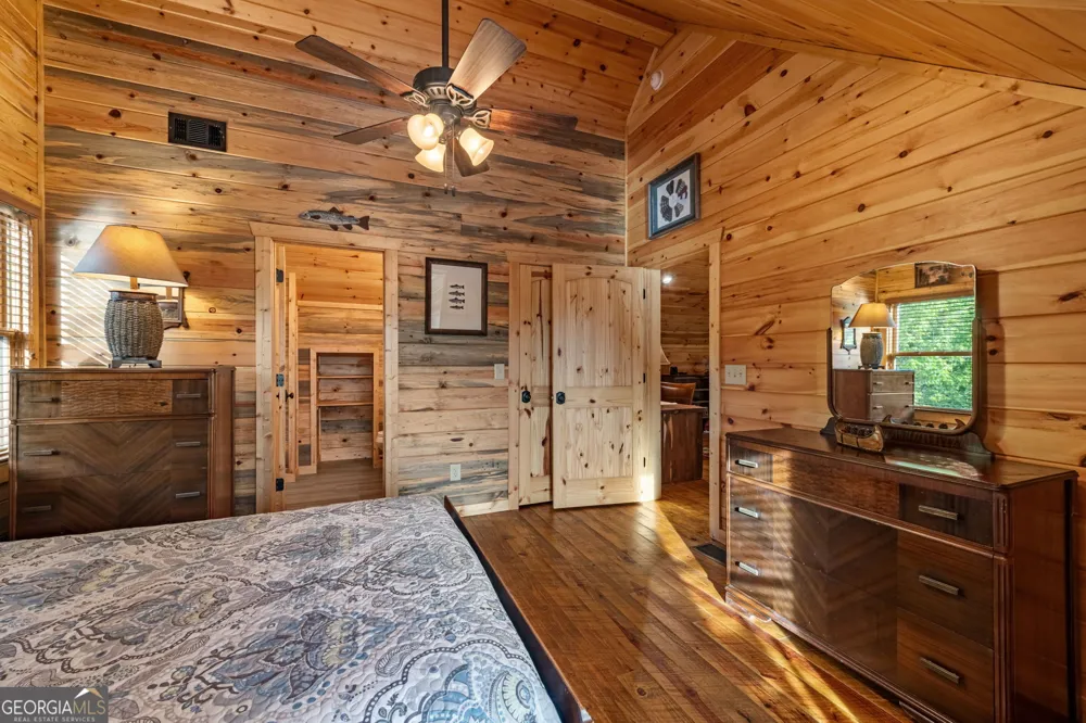 460 Wikle DR Ellijay, GA 30540