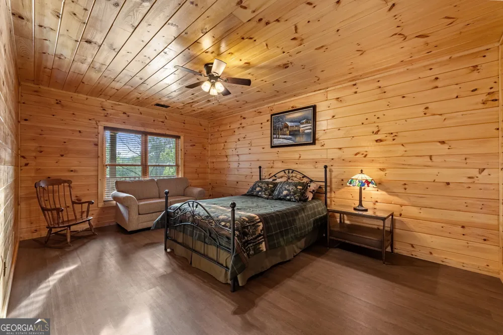 460 Wikle DR Ellijay, GA 30540