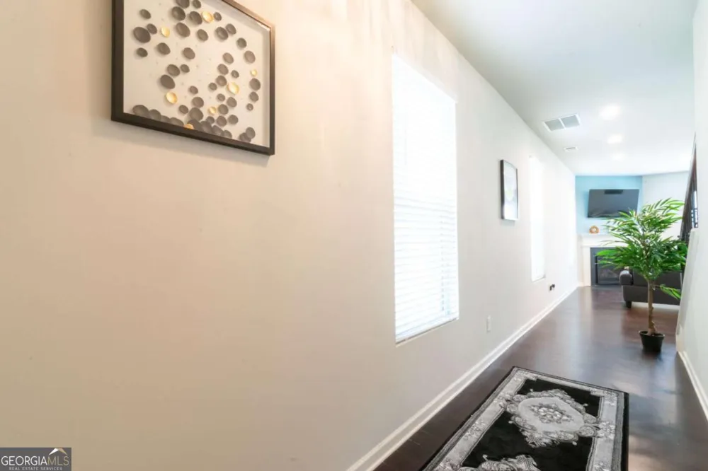 576 Dasheill LN Atlanta, GA 30349