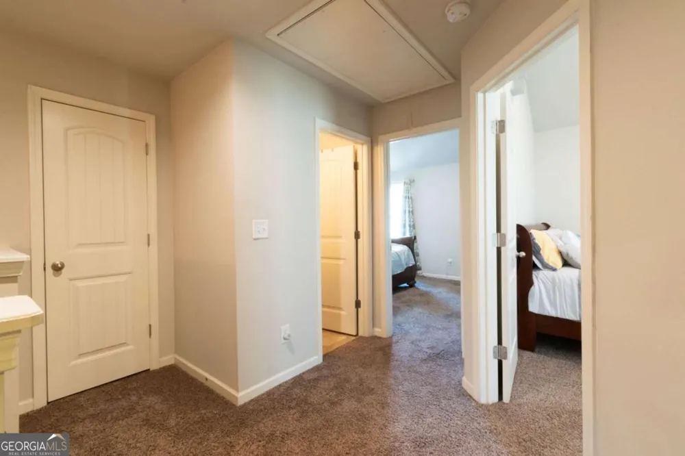 576 Dasheill LN Atlanta, GA 30349