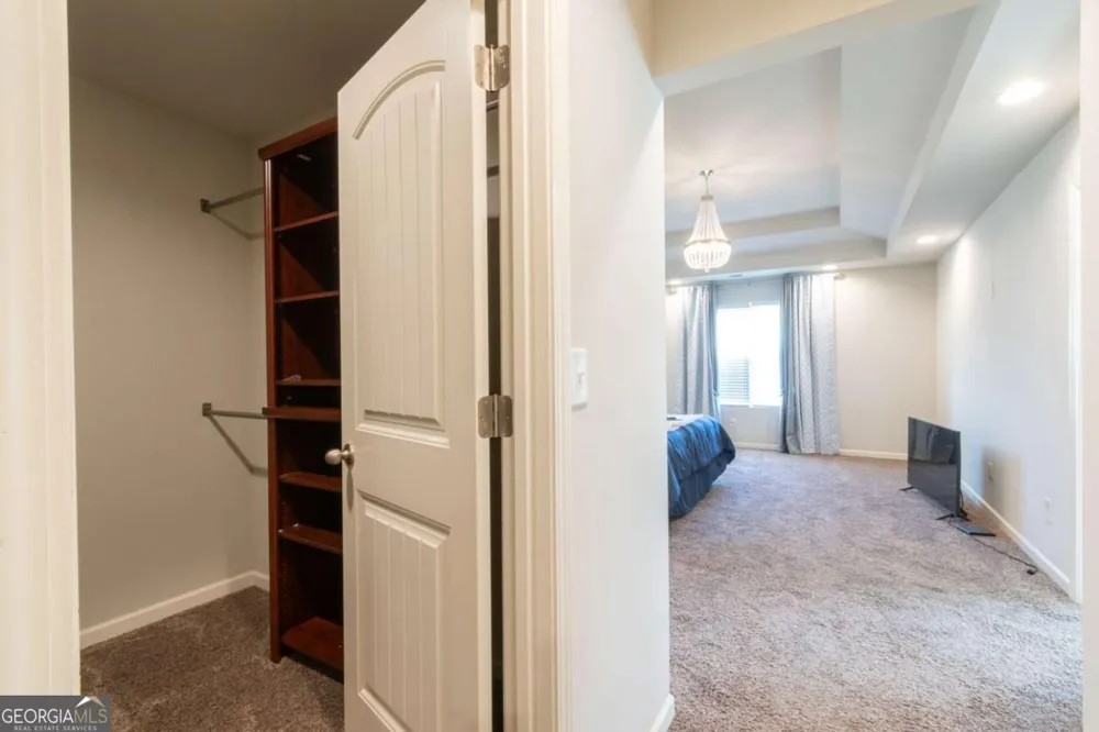 576 Dasheill LN Atlanta, GA 30349