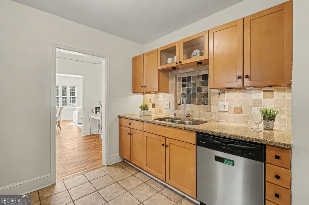 383 S Howard ST SE Atlanta, GA 30317