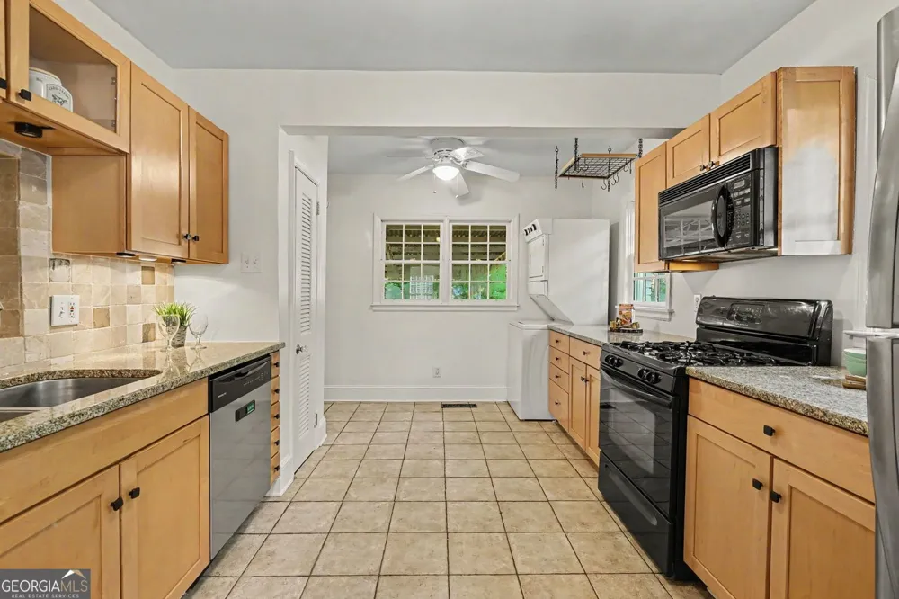 383 S Howard ST SE Atlanta, GA 30317