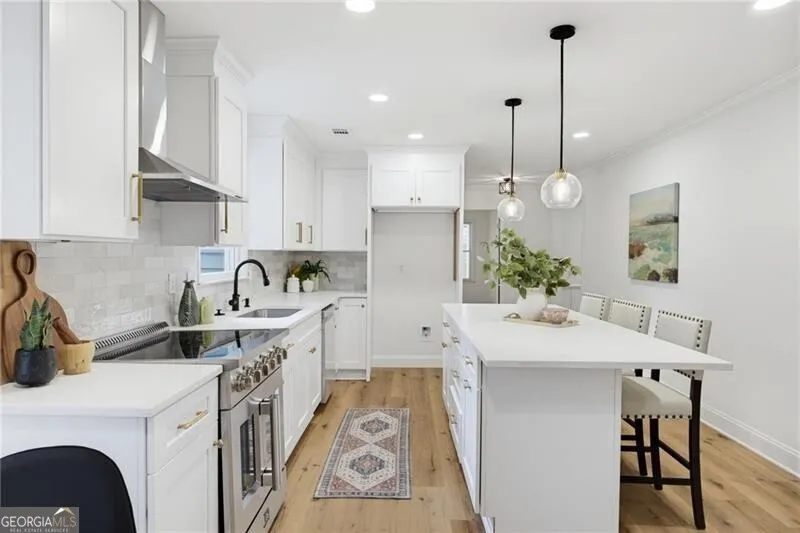 1383 Natchez TRCE SW Marietta, GA 30008