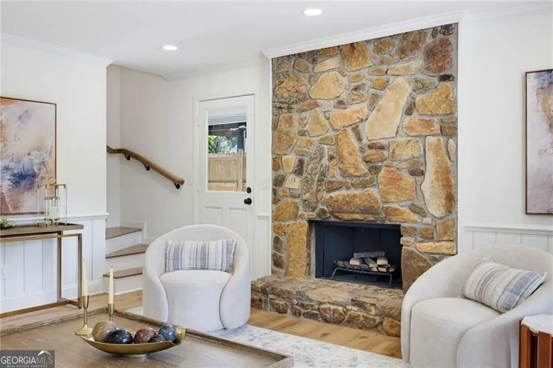 1383 Natchez TRCE SW Marietta, GA 30008