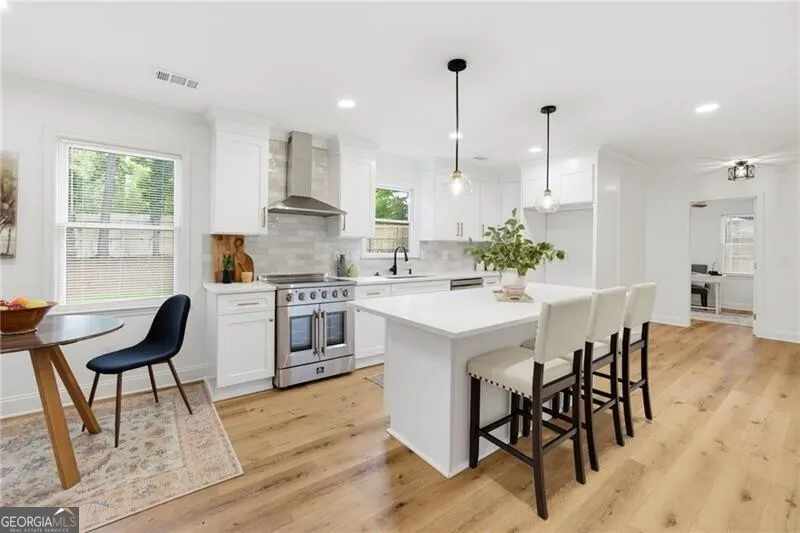 1383 Natchez TRCE SW Marietta, GA 30008