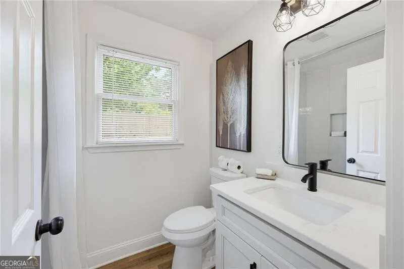 1383 Natchez TRCE SW Marietta, GA 30008