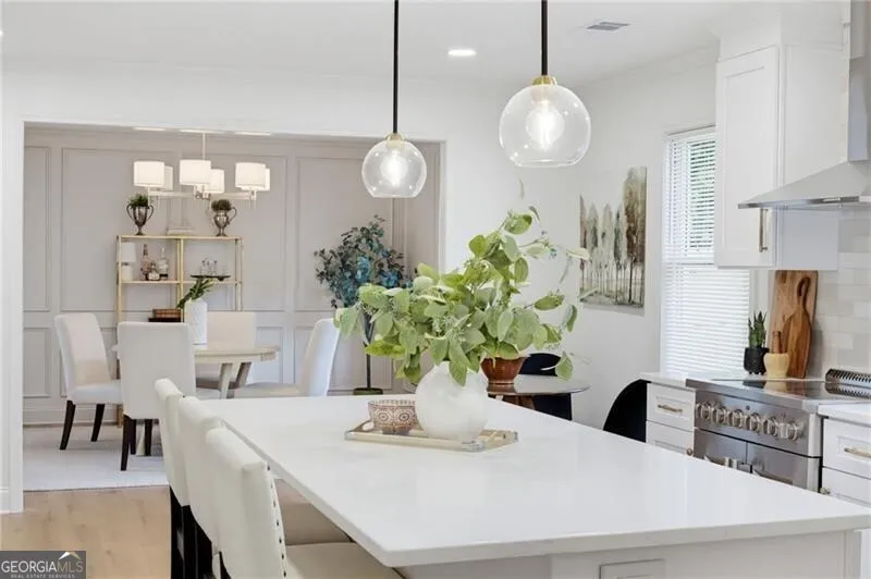 1383 Natchez TRCE SW Marietta, GA 30008