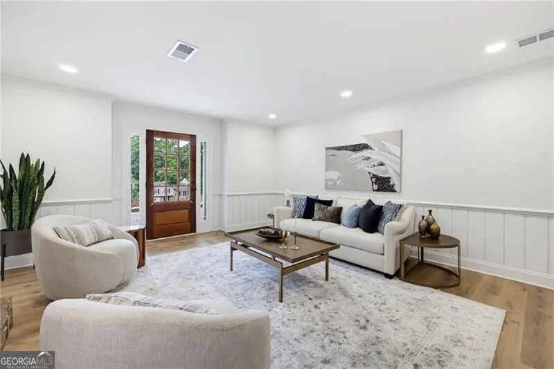 1383 Natchez TRCE SW Marietta, GA 30008