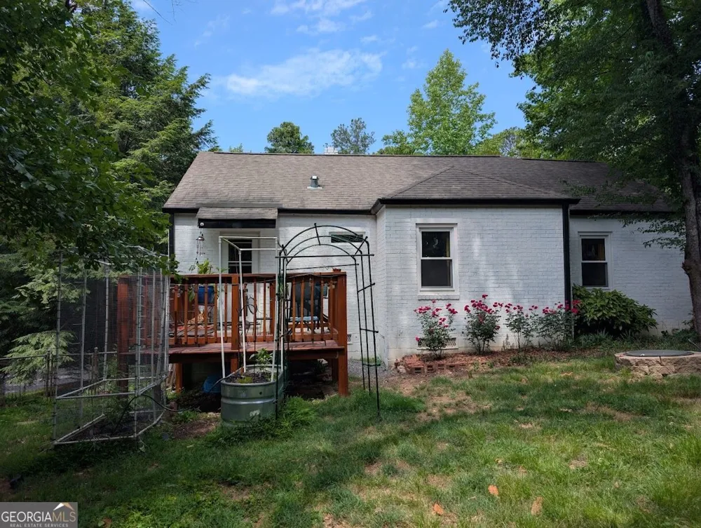 626 N Gordon CIR Hapeville, GA 30354