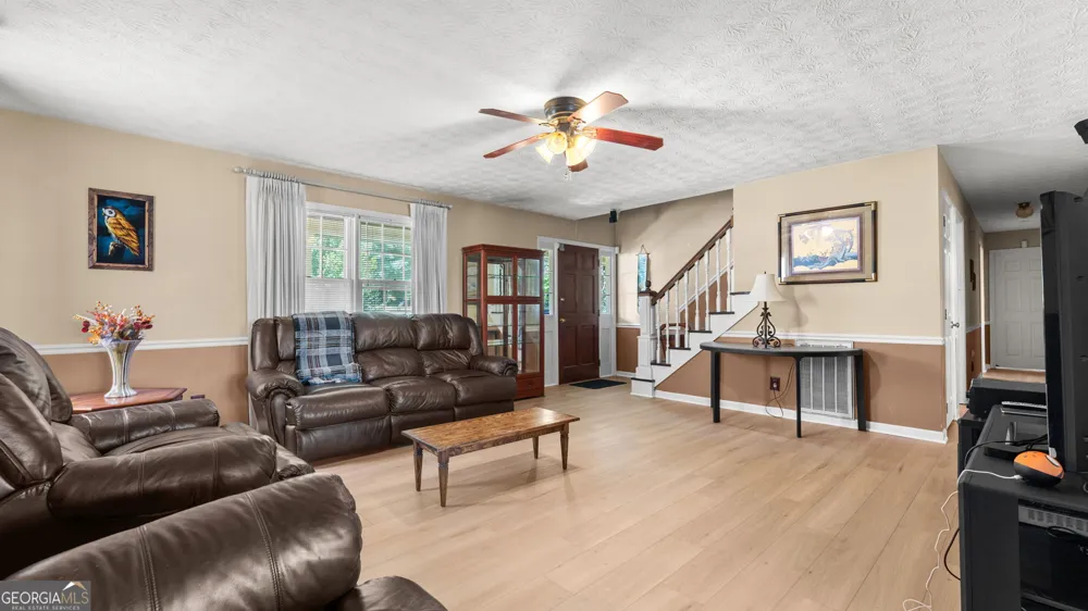 489 Adams RD Cedartown, GA 30125